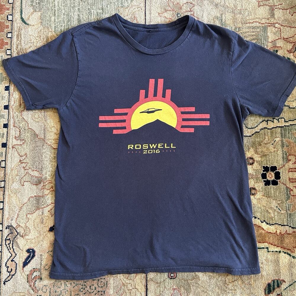 Roswell 2016 T Shirt Unisex Sz. Small Lightweight Material